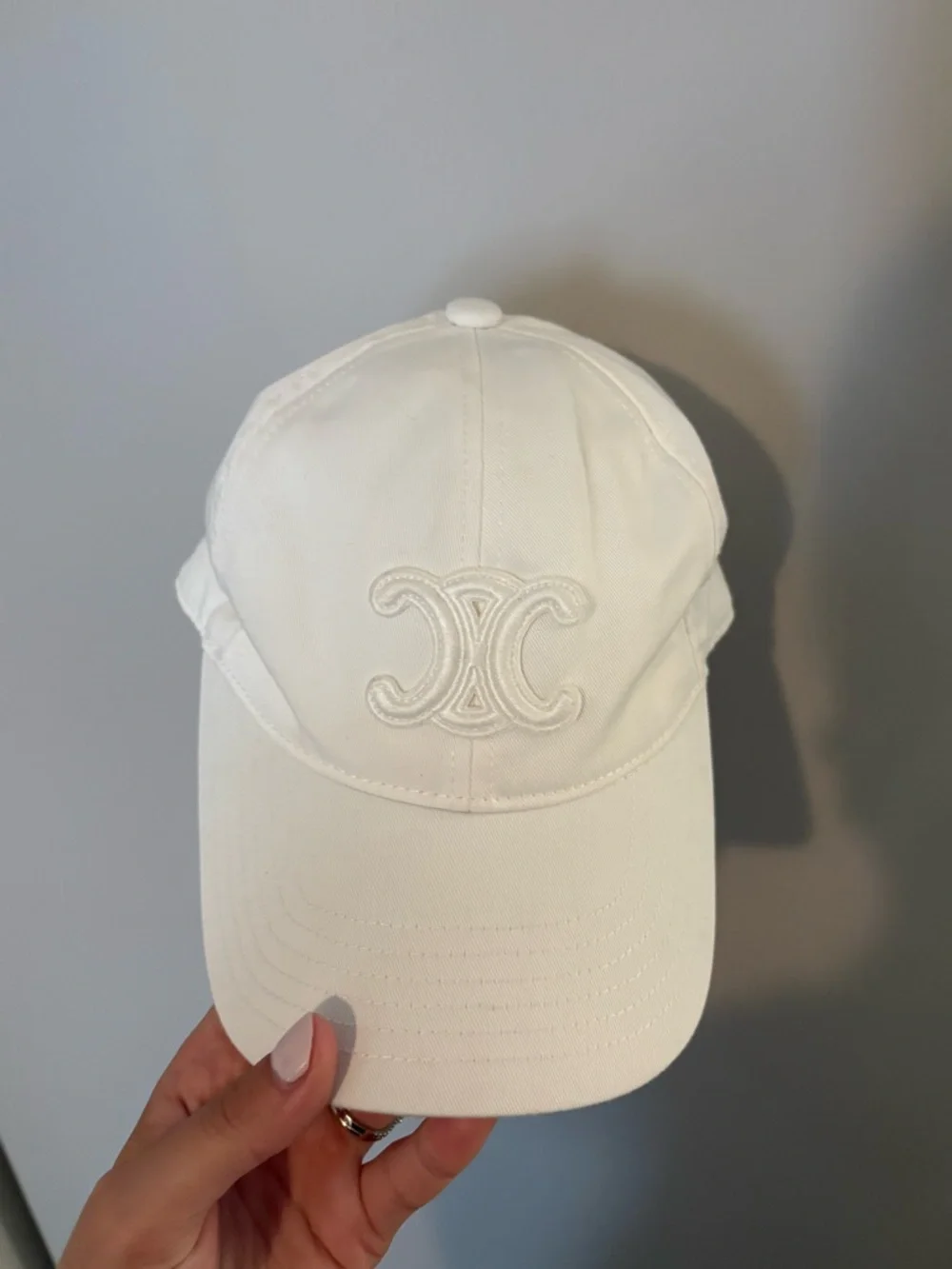 Celine White Embroidered Triomphe Baseball Cap size M- worn once- authentic